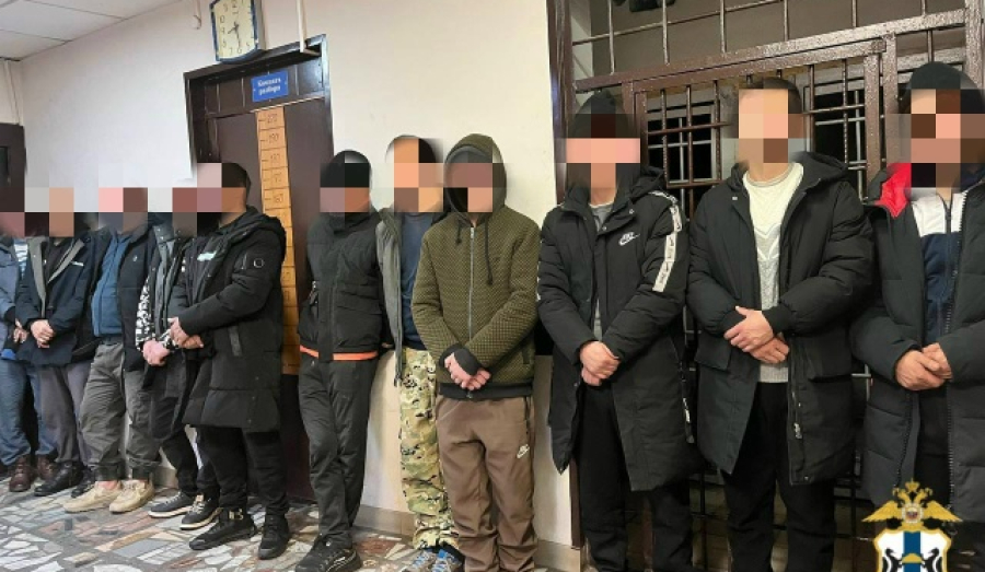 Рейд по выявлению нелегальных мигрантов в Новосибирске