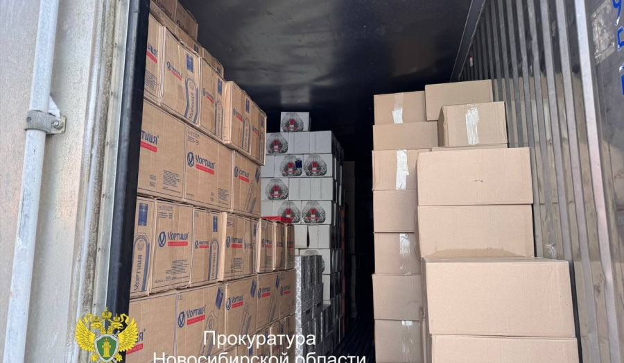 В Новосибирске накрыли склад с подделками водки и коньяка