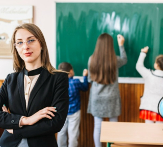 Выпускникам педвуза Новосибирска пока не грозит обязательная отработка