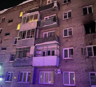 В Искитиме спасли ребенка и 10 взрослых из пожара