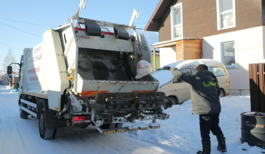 В Новосибирской области усилили контроль за вывозом мусора в праздники