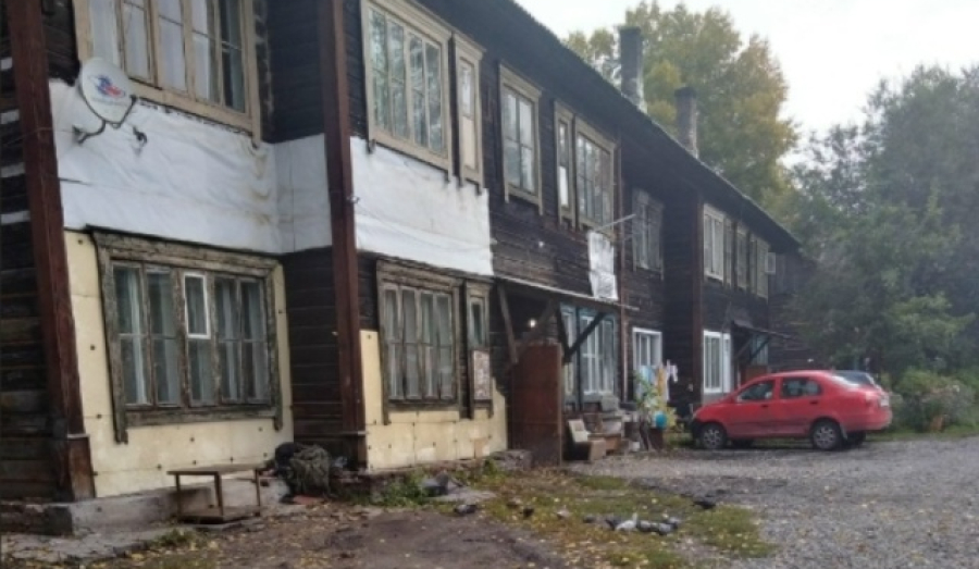 Власти Новосибирска расселят разрушающийся дом 1935 года постройки