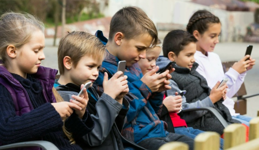 В России обсуждают идею ограничить доступ детей к социальным сетям