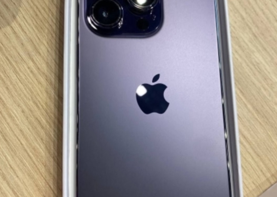 Потерял фиолетовый iPhone 14 Pro Max на Зорге