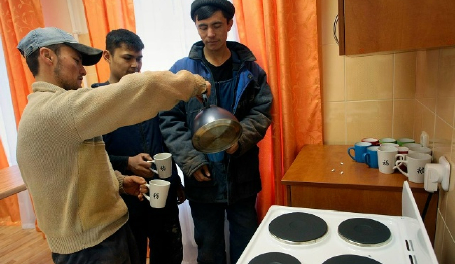 Под Новосибирском гражданка прописала в своей квартире 54 человека