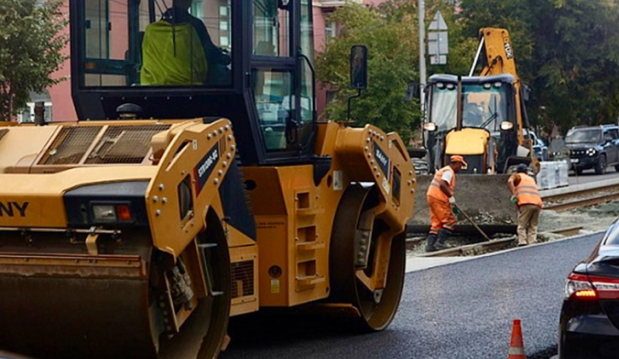 В Новосибирске на ремонт дорог и тротуаров в 2026 году выделят 2,7 млрд рублей