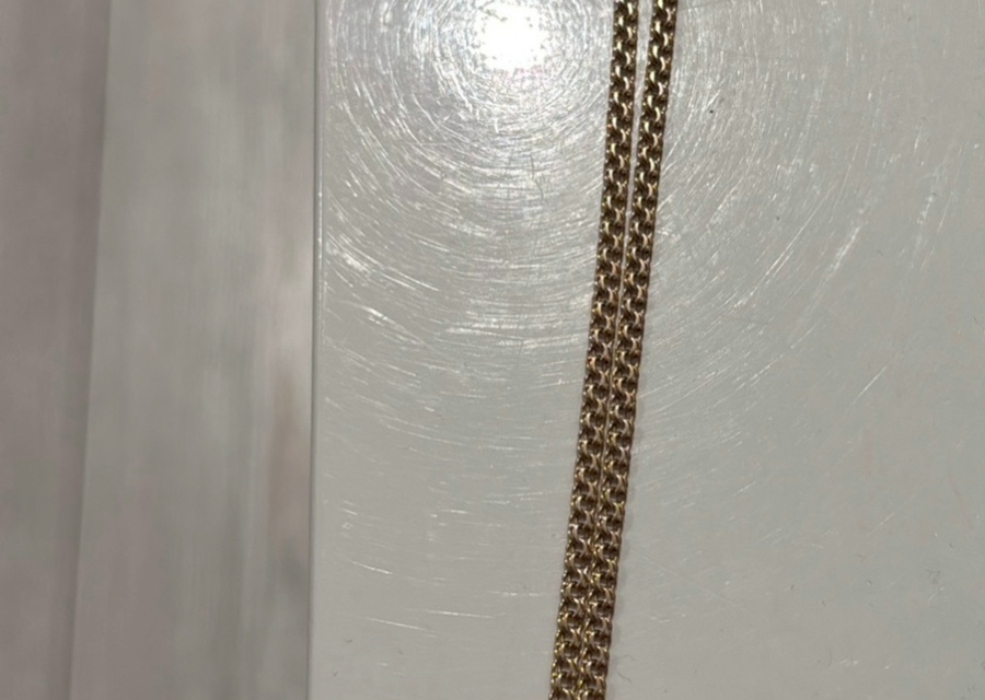 Ребёнок потерял золотую цепочку в бассейне «Спартак»