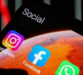 РКН полностью заблокировал WhatsApp*, Facebook*, Instagram* и YouTube.