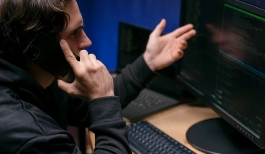 Мошенники обманывают новосибирцев по схеме с проверкой индексации выплат