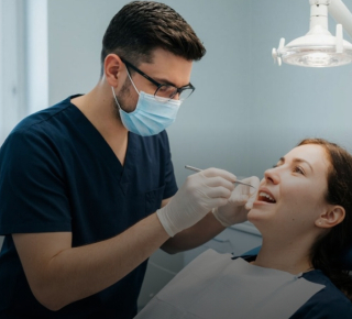 У стоматологических клиник Новосибирска возникли проблемы с уплатой налогов