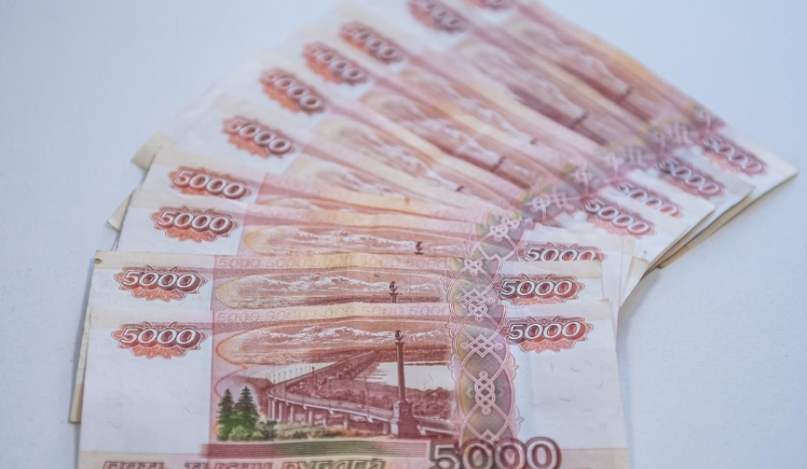 Зарплата в Новосибирске выросла до 84 563 руб