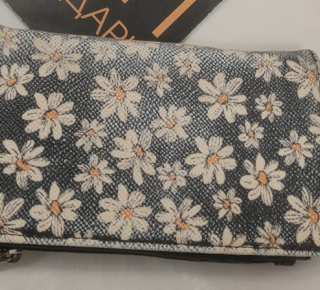 Утерян кошелёк с деньгами