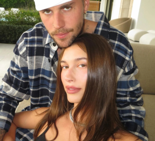 Сквозь зубы (Новости быстрее слов)