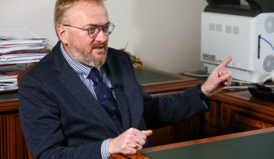 Женщины, которые ждут подарки на 8 Марта — проститутки