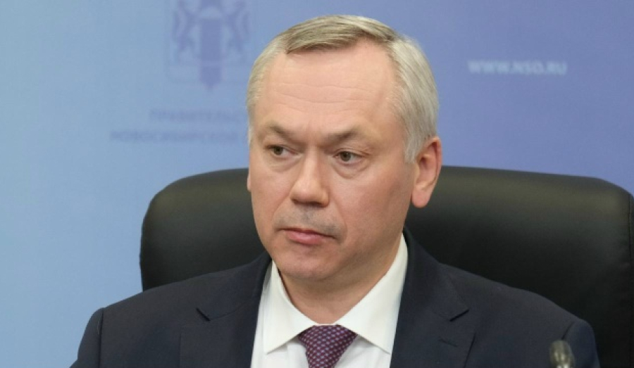 Травников предупредил о мошенниках в сёлах