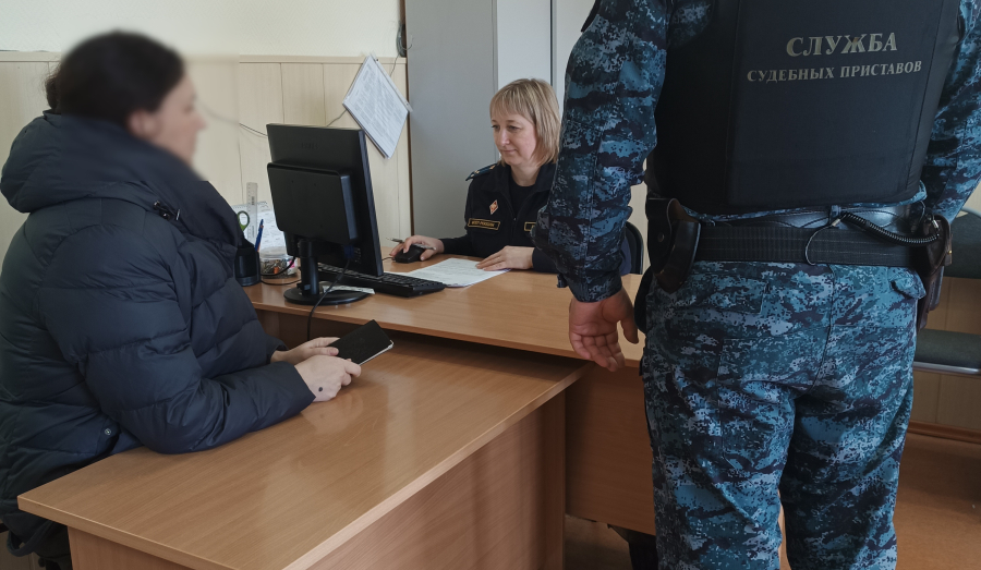 Судебные приставы взыскали штраф за нарушение безопасности