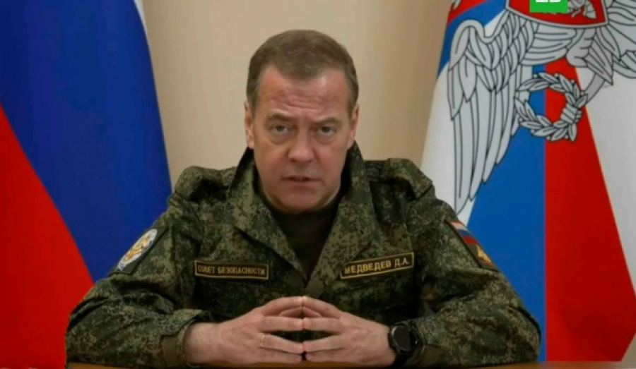 Медведев о мобилизации: новой волны мобилизации нет