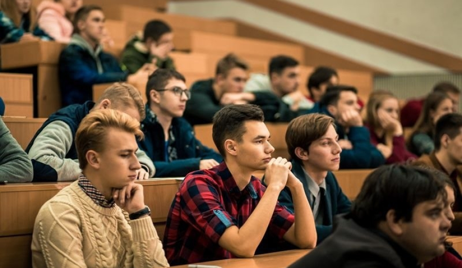 Преподаватель НГПУ оскорблял студентов — жалоба