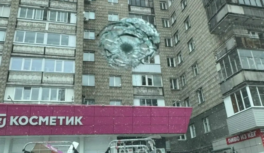 В Заельцовском районе из травмата расстреляли машину