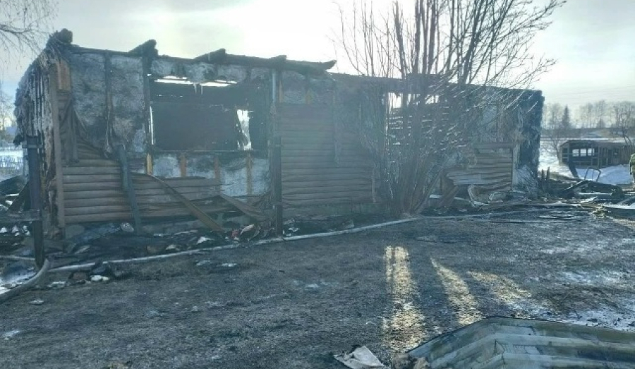 Пенсионерка и 11-летняя девочка погибли в пожаре