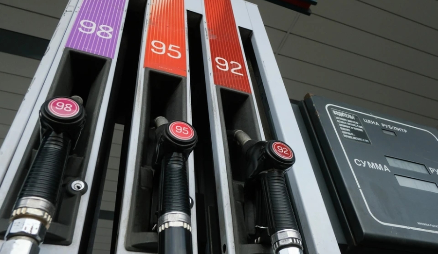 В России подорожал бензин