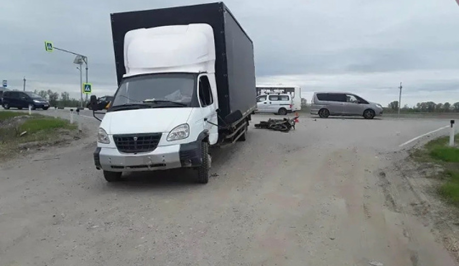 Мотоциклист погиб в аварии под Новосибирском