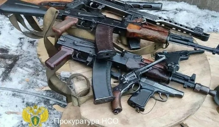 В Новосибирске судят мужчину за незаконные операции с частями оружия