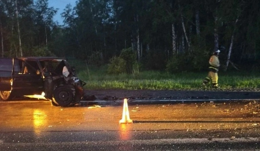 Подросток погиб в столкновении трёх автомобилей на трассе