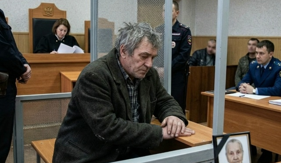 Мужчина до смерти забил свою беспомощную 91-летнюю мать