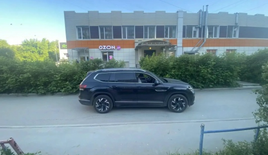 Мальчика на самокате сбили в Калининском районе