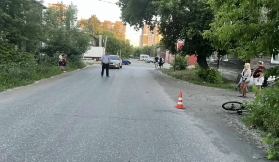 В Новосибирске авто сбило 10-летнего велосипедиста