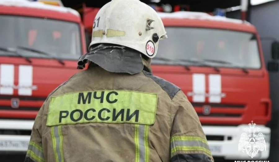 Мужчина пострадал при ночном пожаре в Новосибирске