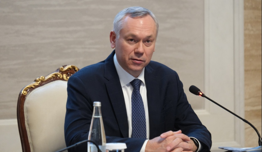 Травников сообщил об осложнении поставок топлива в регионе
