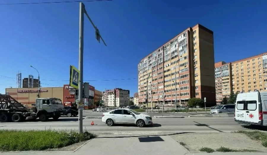 «Лада» сбила пожилую женщину на перекрёстке