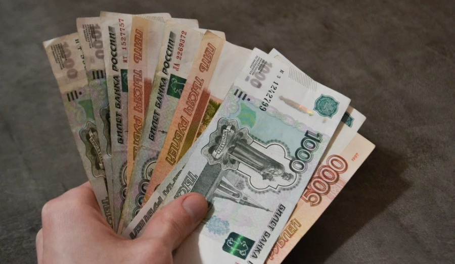 В Новосибирске банк по ошибке зачислил деньги пенсионерки на чужой счет 