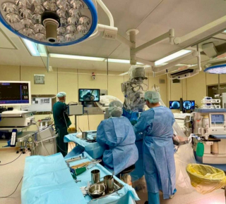 Новосибирские врачи извлекли зуб из бронхов ребенка