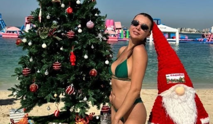 Супруга председателя Совета депутатов Новосибирского района отправила подписчиков в эротическое путешествие