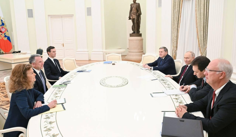 Помощник президента Ушаков рассказал, чем закончилась встреча Путина с Уиткоффом