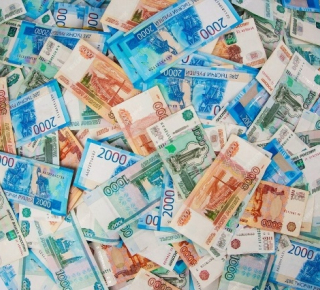 Средняя зарплата новосибирцев достигла 85,5 тысяч рублей