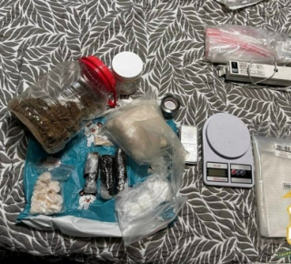 В Новосибирске задержан курьер с крупной партией наркотиков