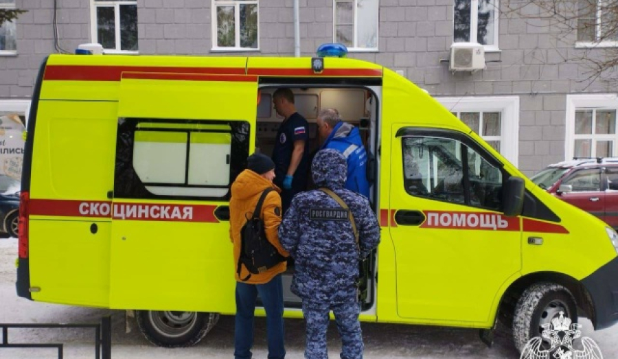 Новосибирские хулиганы напали на бригаду скорой помощи