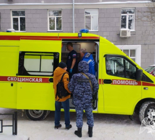 Новосибирские хулиганы напали на бригаду скорой помощи